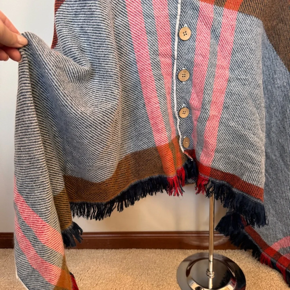 Rustic Plaid Fringe Scarf Shall Wood Buttons Yellowstone Ranch Pancho One‎ Size